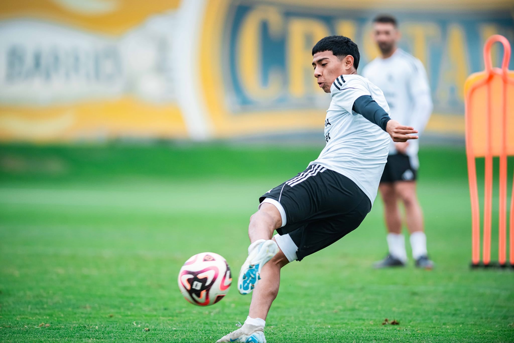 Maxloren Castro es la joven figura de Sporting Cristal. (Foto: Sporting Cristal)