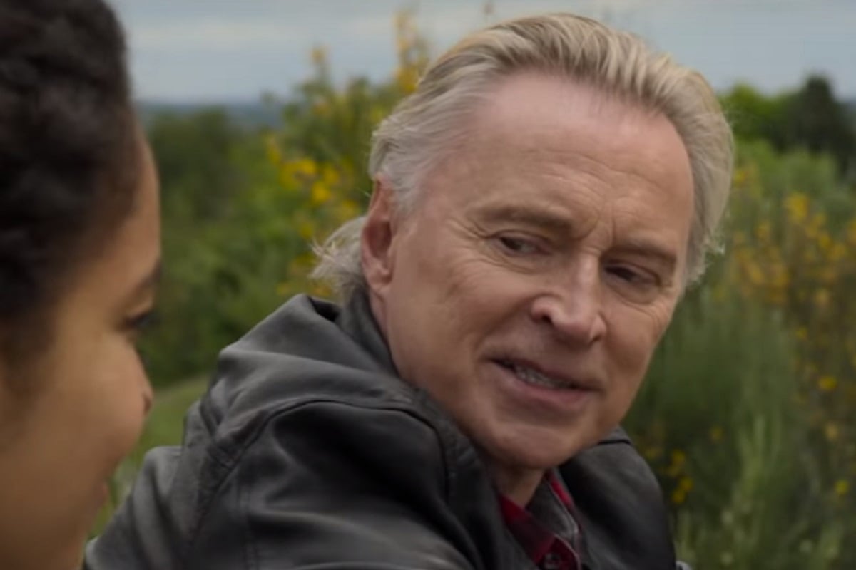 Gaz hablando con su hija en la serie "The Full Monty" (Foto: FX Productions)