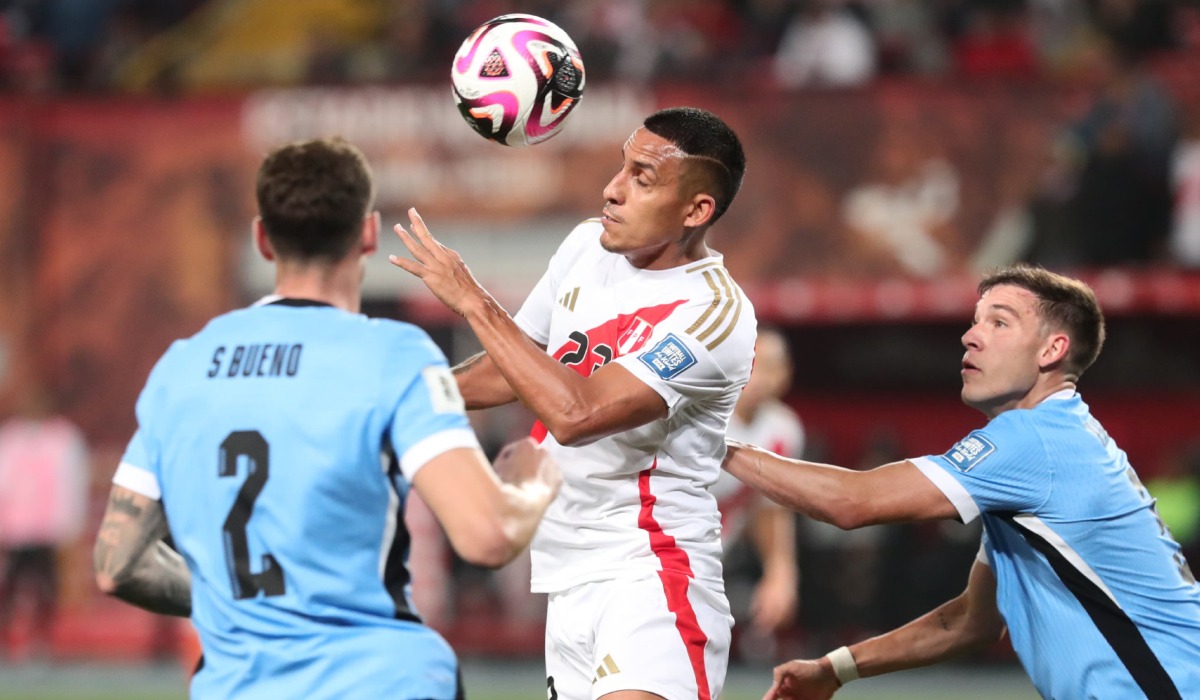 Alex Valera fue titular en el triunfo sobre Uruguay. (Foto: Jesus Saucedo / GEC)