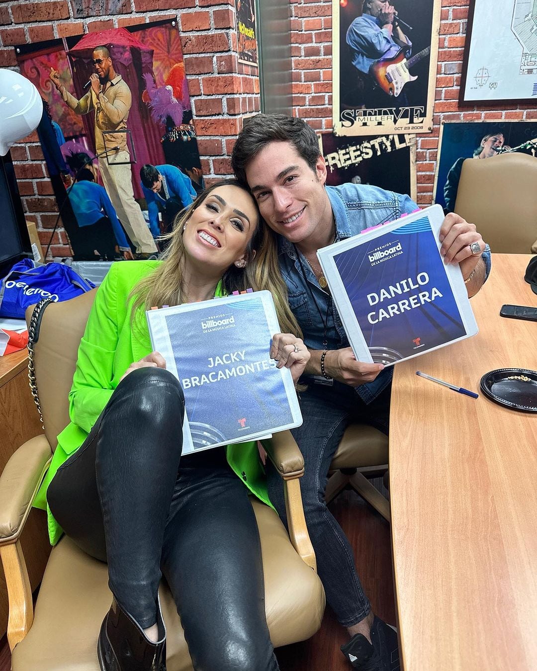 Jacky Bracamontes y Danilo Carrera ya habían sido pareja de conducción este año en los Latin Billboard (Foto: Jacky Bracamontes / Instagram)