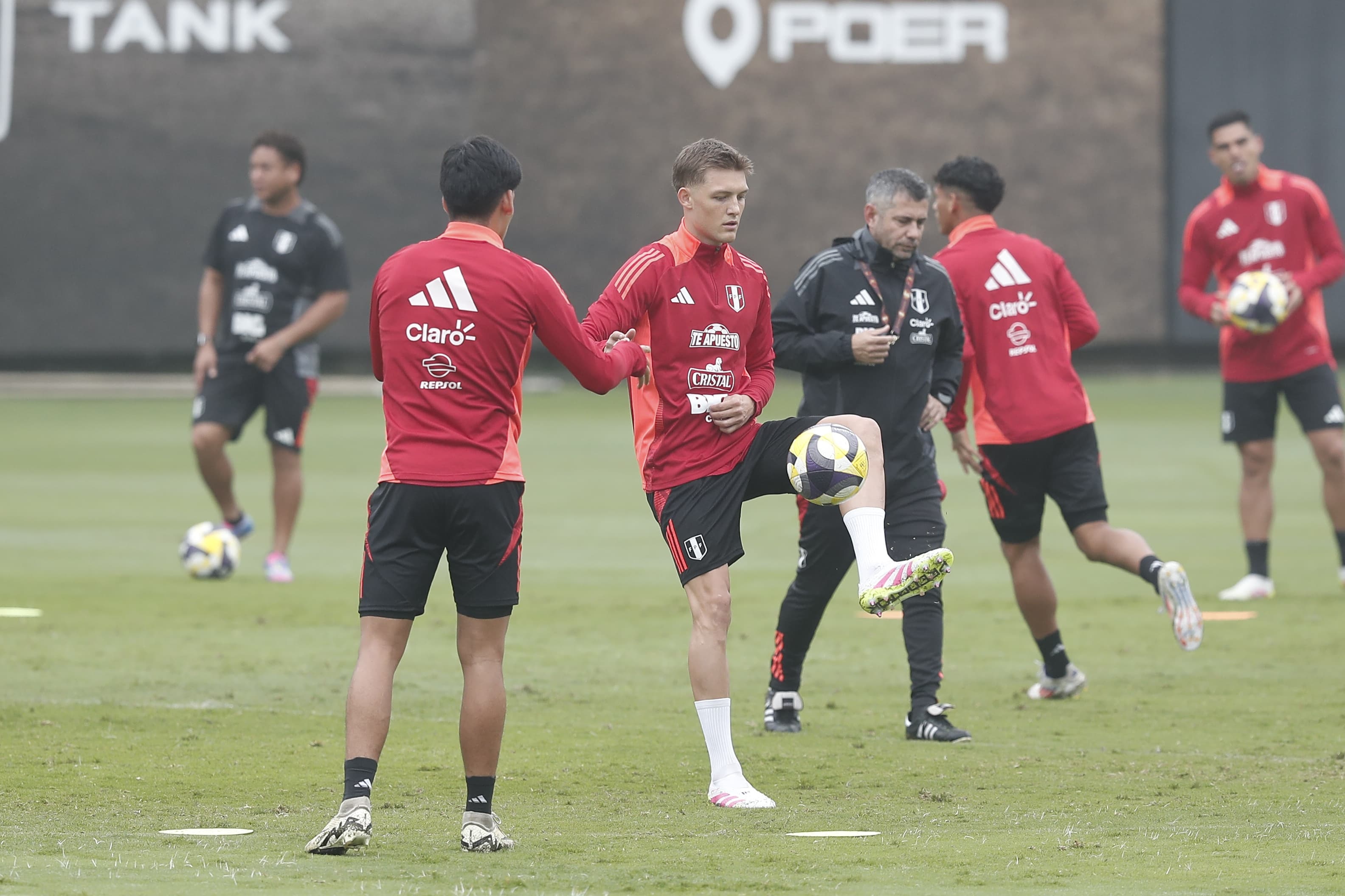 La Selección Peruana inició una nueva semana de entrenamientos en la Videna. (Foto: GEC / Jesús Saucedo)