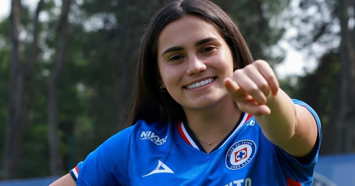 La futbolista peruana de 20 años llegó a mitad de temporada como refuerzo para el club que dirigió con éxito José Letelier.