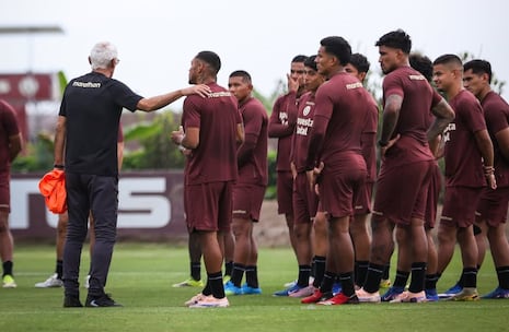 Héctor Cúper ya mete mano: así fue su primer entrenamiento con Universitario de Deportes en Campo Mar