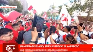 Siempre presente: así fue el impresionante banderazo de la hinchada peruana en Barcelona [VIDEO]