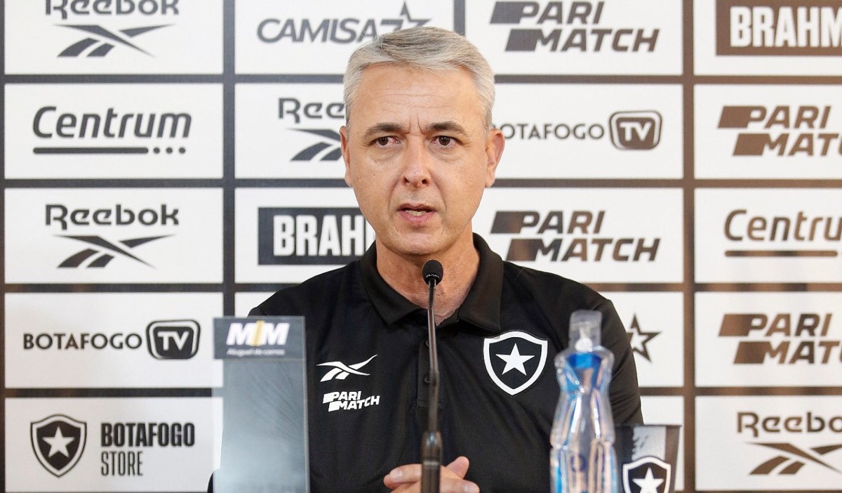 Tiago Nunes fue presentado oficialmente este martes por Botafogo. (Foto: Botafogo)