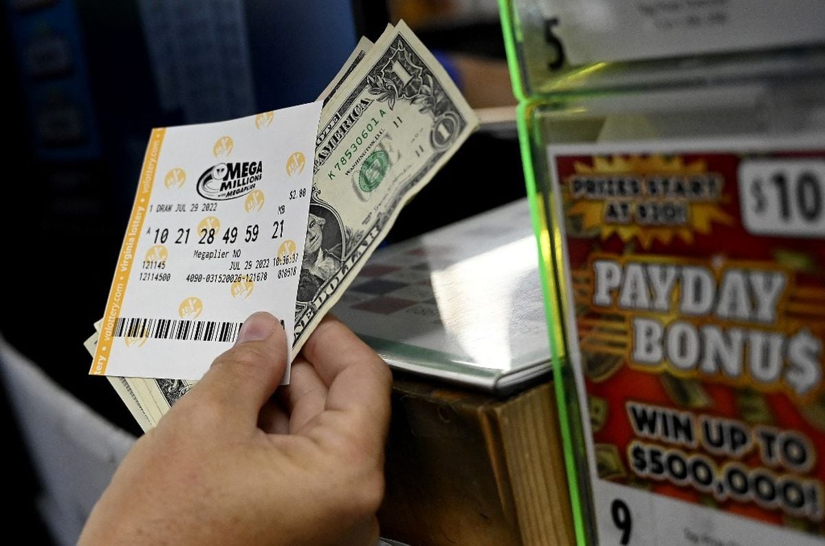 Los sorteos de Mega Millions se llevan a cabo dos veces por semana, todos los martes y viernes a las 11 p.m. ET (hora del este). (Foto: AFP)