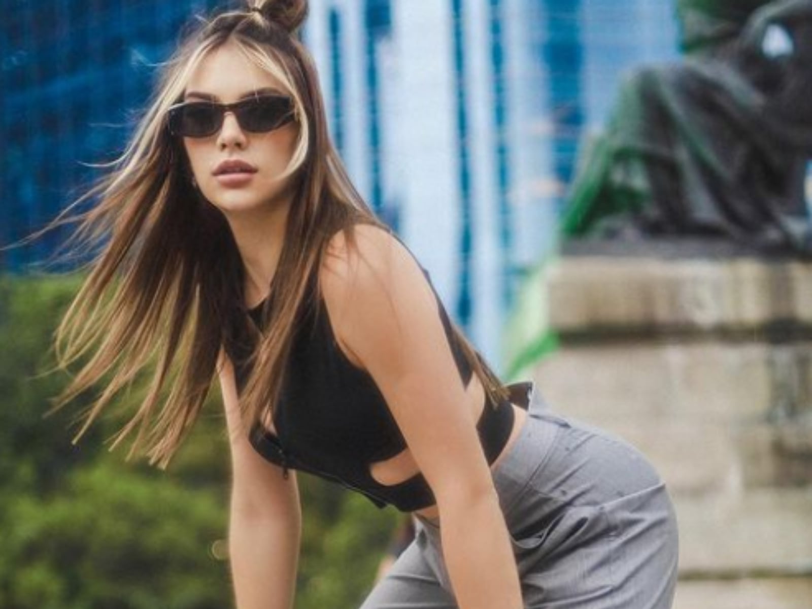 La influencer con lentes oscuras (Foto: Azul Grantón / Instagram)