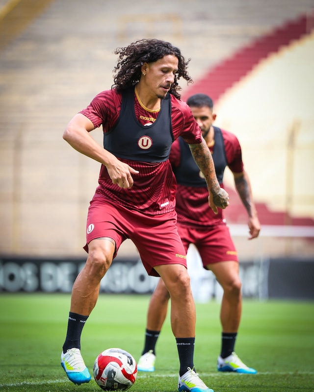 Universitario de Deportes y las mejores postales de su entrenamiento en el Monumental (Foto: prensa U)