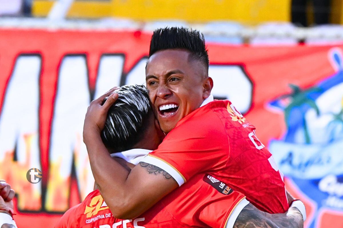 Christian Cueva jugaría Liga1 y Copa Sudamericana con Cienciano 2025. (Foto: @cienciano)
