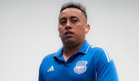 Emelec ganó y Cueva no fue convocado: la opción de volver al Perú en el horizonte