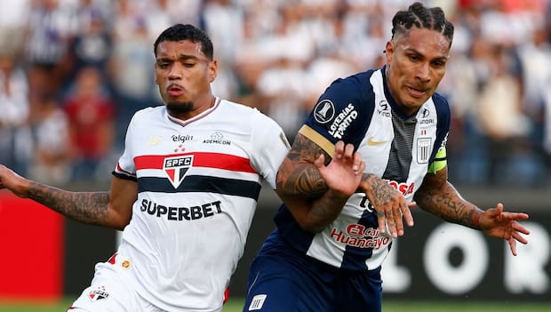 Paolo Guerrero fue bien controlado por la zaga de Sao Paulo. (Foto: Getty Images)