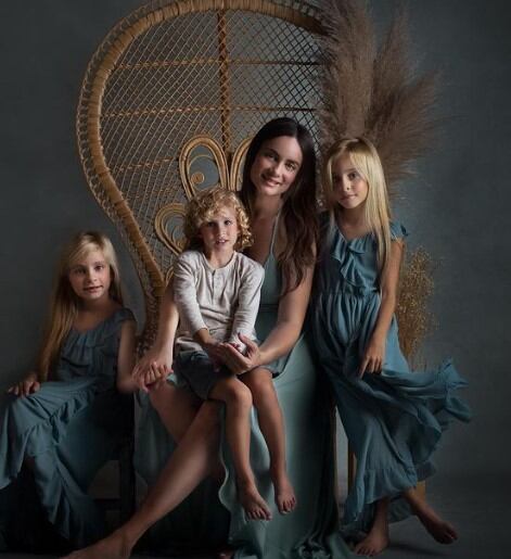 Victoria Camacho junto a sus hijos (Foto: Victoria Camacho/Instagram)