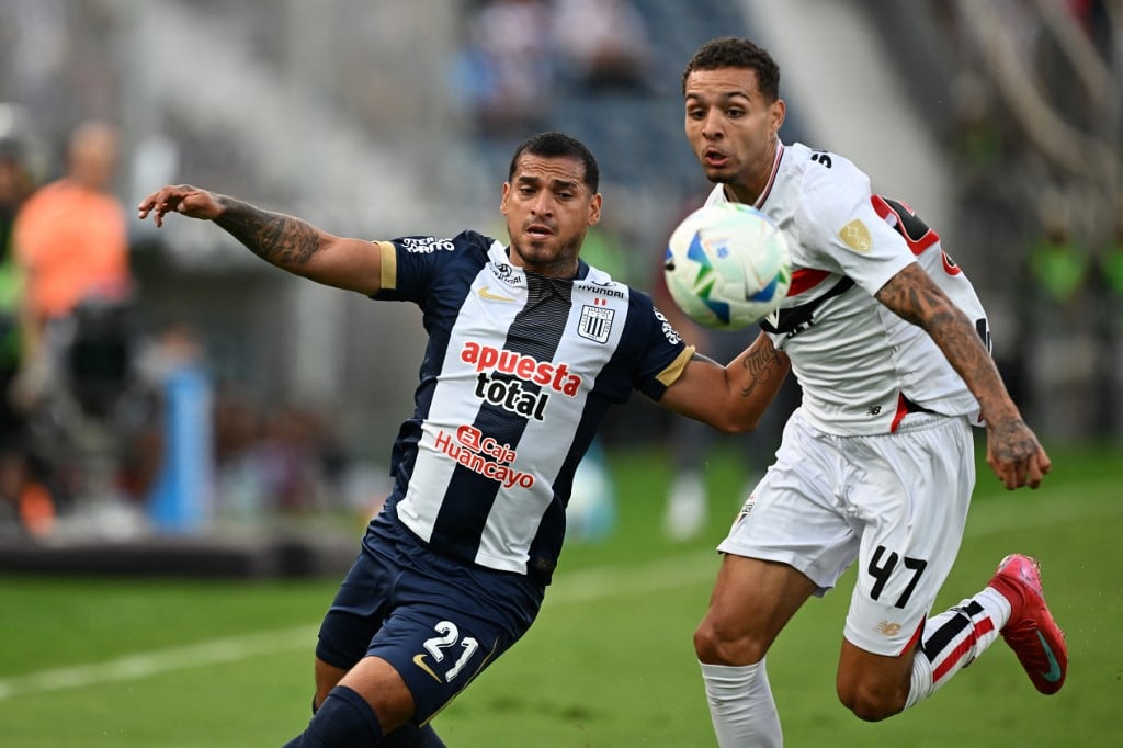 Miguel Trauco se ha perdido los últimos duelos de Alianza Lima por lesión. (Foto: AFP)