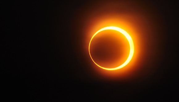 El Eclipse Solar 2023 se verá en Colombia y otros países de Latinoamérica (Foto: Freepik / Twitter)