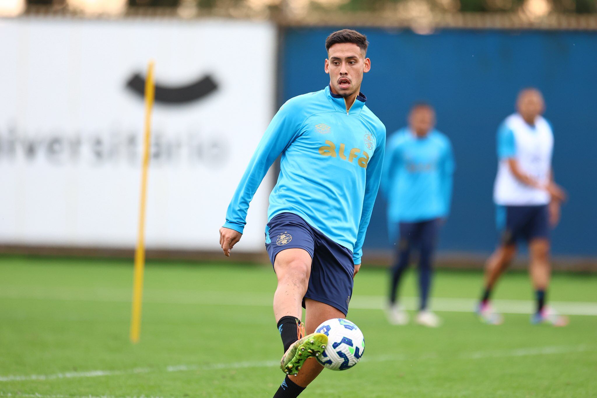 Erick Noriega espera debutar este fin de semana ante Flamengo. (Foto: Gremio)