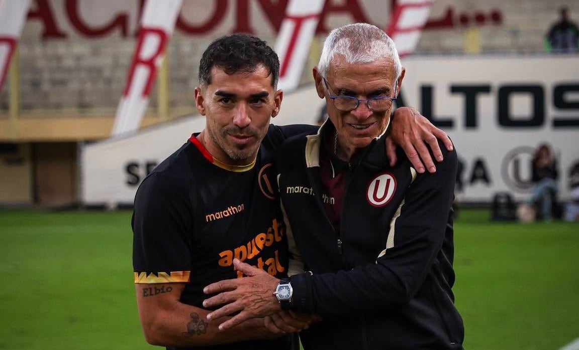 Héctor Cúper analiza la última incorporación de Universitario para el Torneo Clausura. (Foto: Universitario)