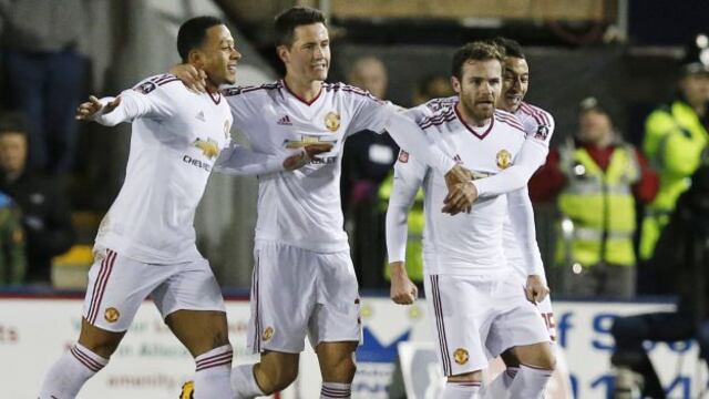 Manchester United goleó 3-0 a Shrewsbury Town y pasó a cuartos de Copa FA