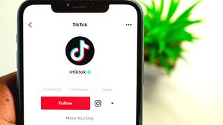 La guía para descargar gratis TikTok en tu celular Android o iOS