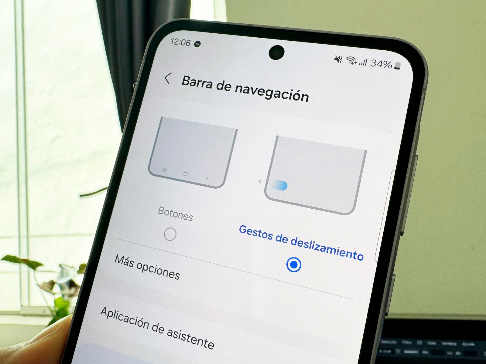 ANDROID | Sigue todos los pasos para que puedas tener la navegación por gestos en tu celular Android. (Foto: MAG - Rommel Yupanqui)