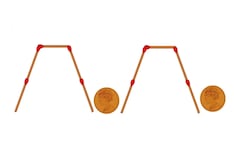 Desafío matemático: coloca las monedas dentro de los vasos con solo 4 movimientos de cerillas