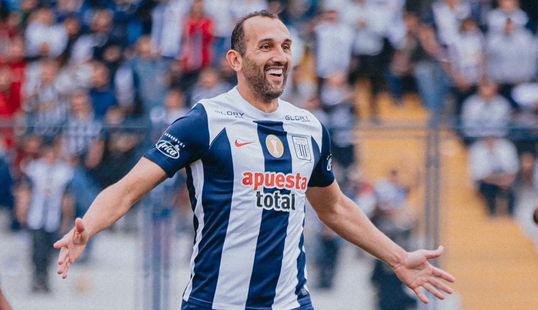 ¿A qué versión de Hernán Barcos veremos este 2024 y cuánto dependerá Alianza Lima de él? (Foto: Alianza Lima).