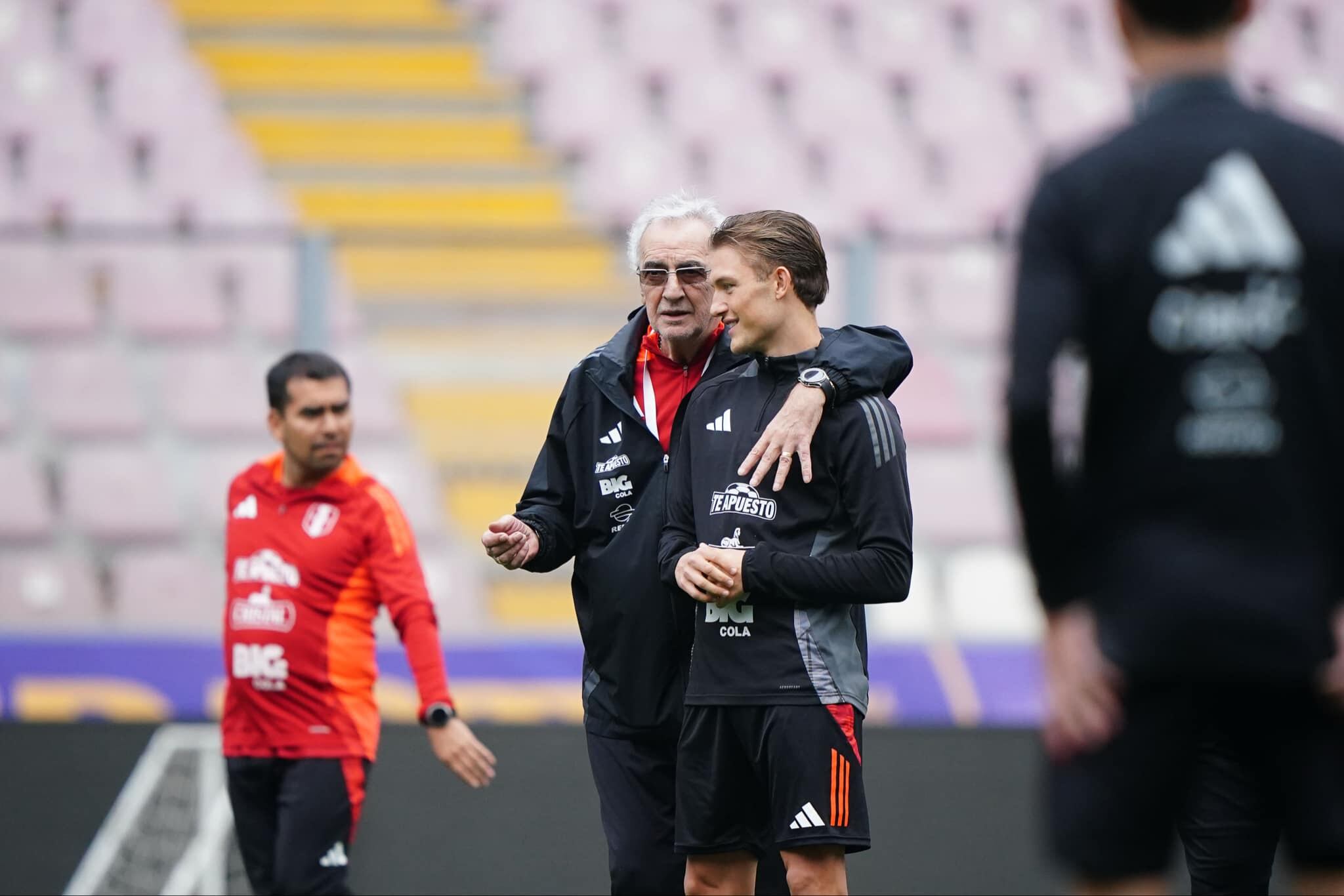 Fossati y Sonne en los entrenamientos de la Bicolor. (Foto: GEC)