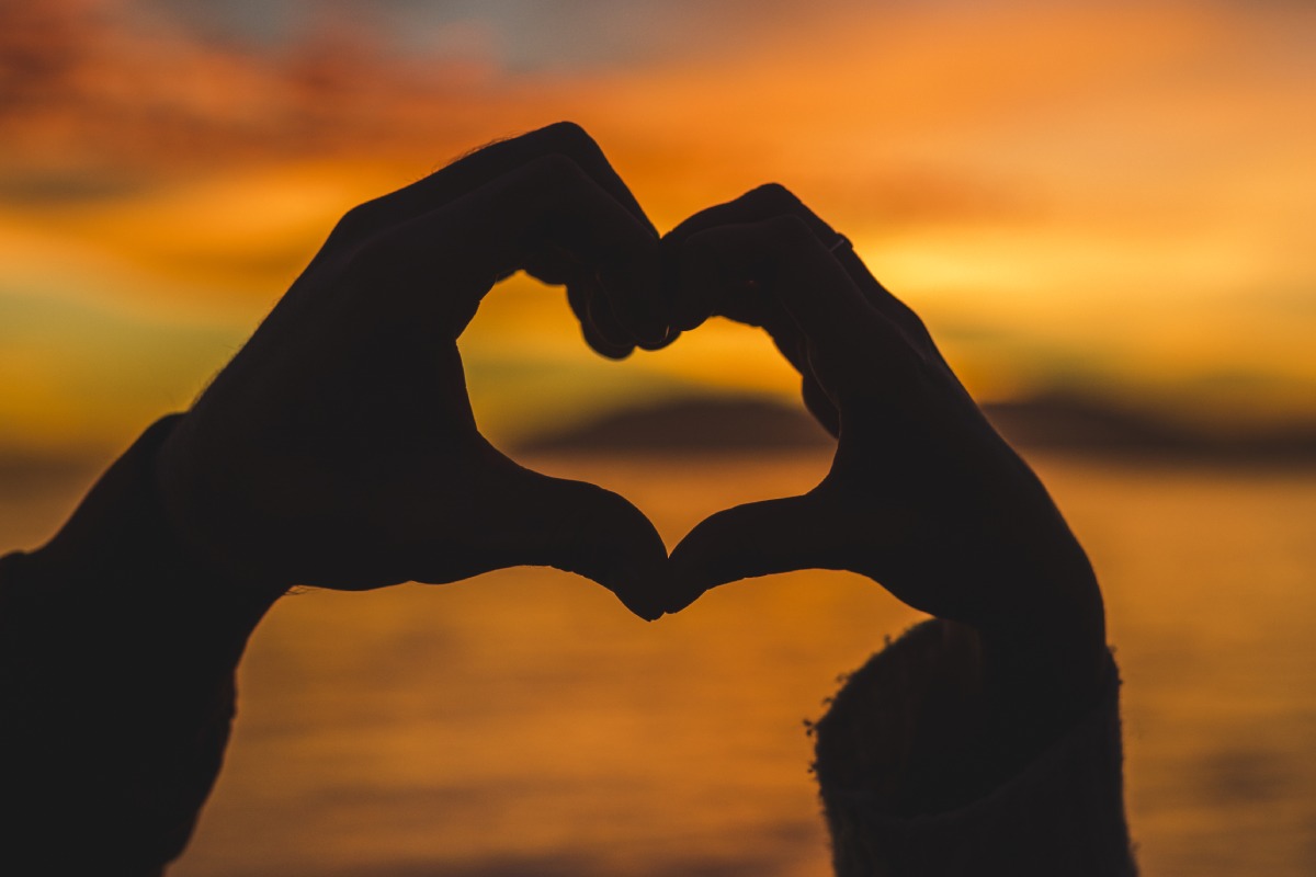 Conoce cuáles son los signos del zodiaco que conocerán el amor en 2024 (Foto: Freepik.es)