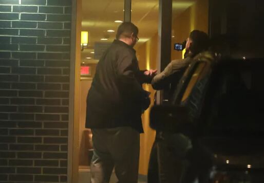 La llegada de Ryan Scott Anderson (Foto: Splash News)