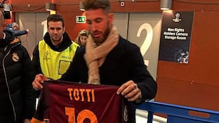 Totti entró al vestuario del Madrid para pedirle una camiseta a Ramos