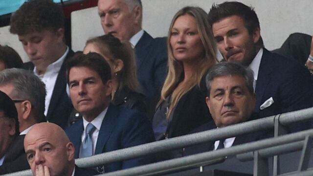 ¿Los viste? Tom Cruise y David Beckham celebraron así gol de Luke Shaw en final de la Eurocopa