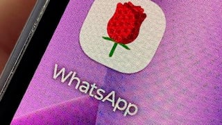 Cambia el icono de WhatsApp por una rosa por el Día de la Madre