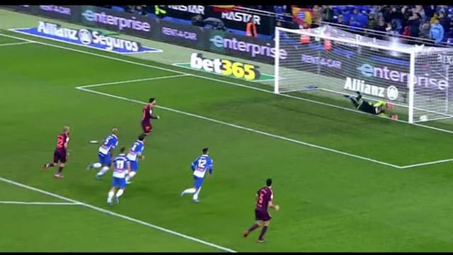 Como un gol: el exmadridista López le detuvo penal a Messi [VIDEO]