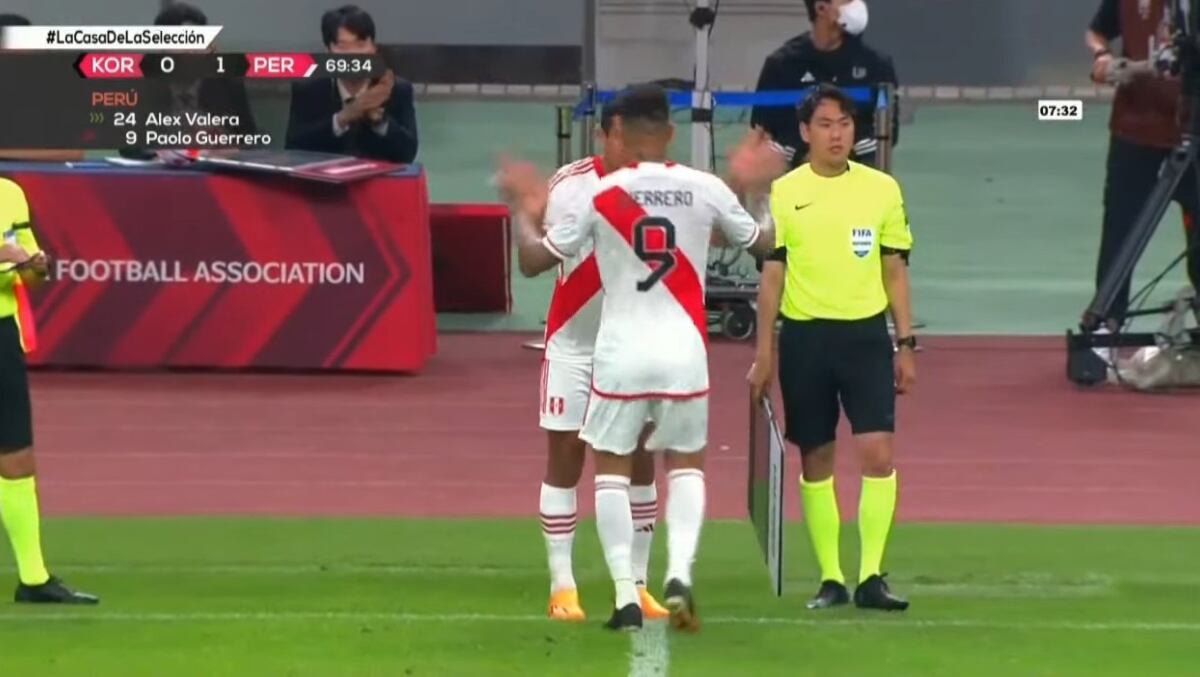 Paolo Guerrero y Álex Valera han compartido momentos en la Selección Peruana. (Captura: Movistar Deportes)