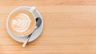 Flat white: ¿qué es, cómo se prepara (receta) y diferencias con el Latte o Cappuccino?