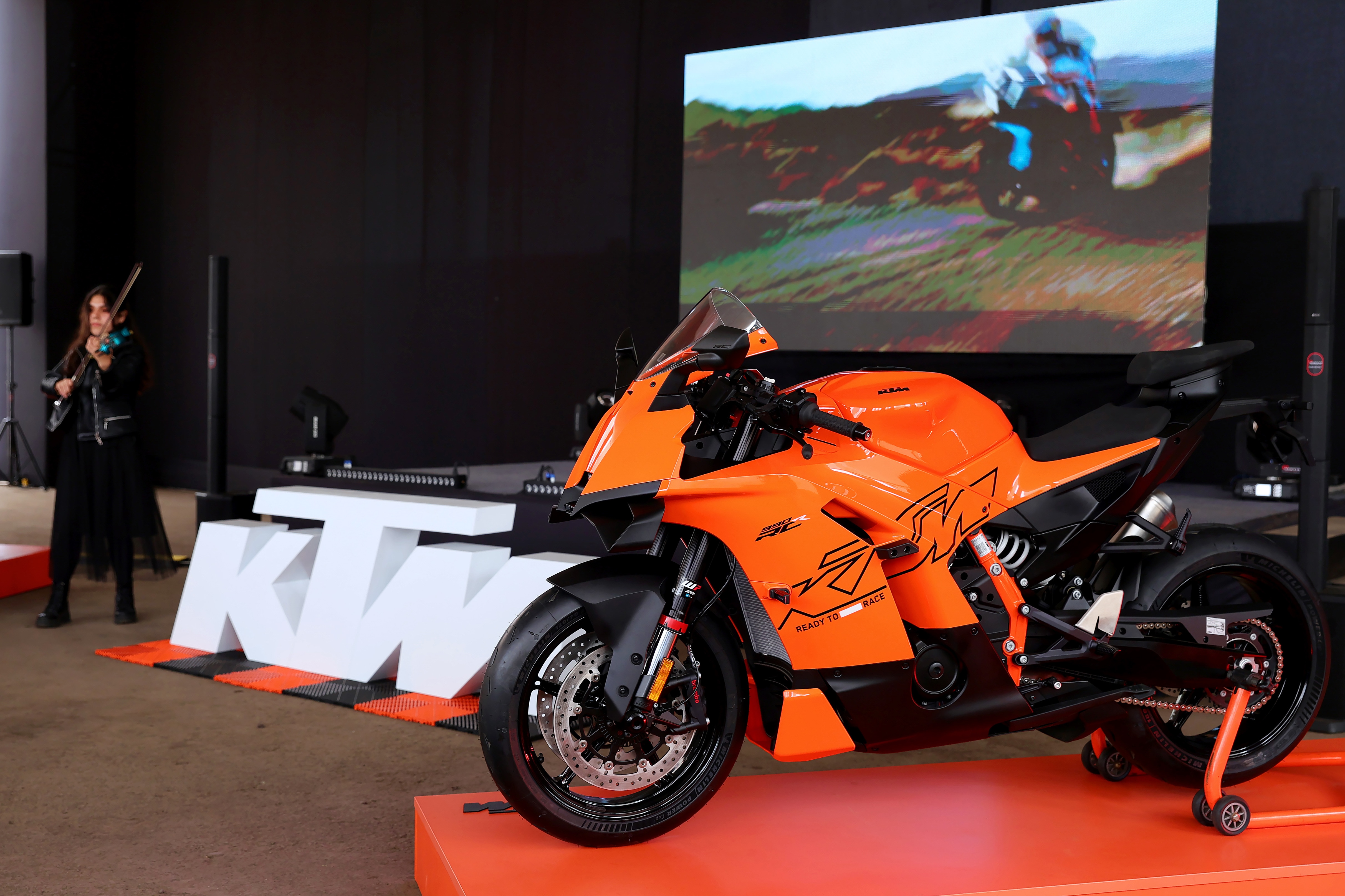 KTM presenta en Perú sus motocicletas más avanzadas tecnológicamente.