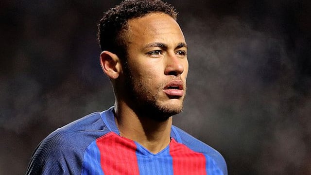 Neymar sufrió un accidente con su auto previo al encuentro ante Real Sociedad