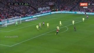 ¡Le dio un beso al palo! Casi gol de Mikel San José en el Barcelona vs. Athletic Bilbao [VIDEO]