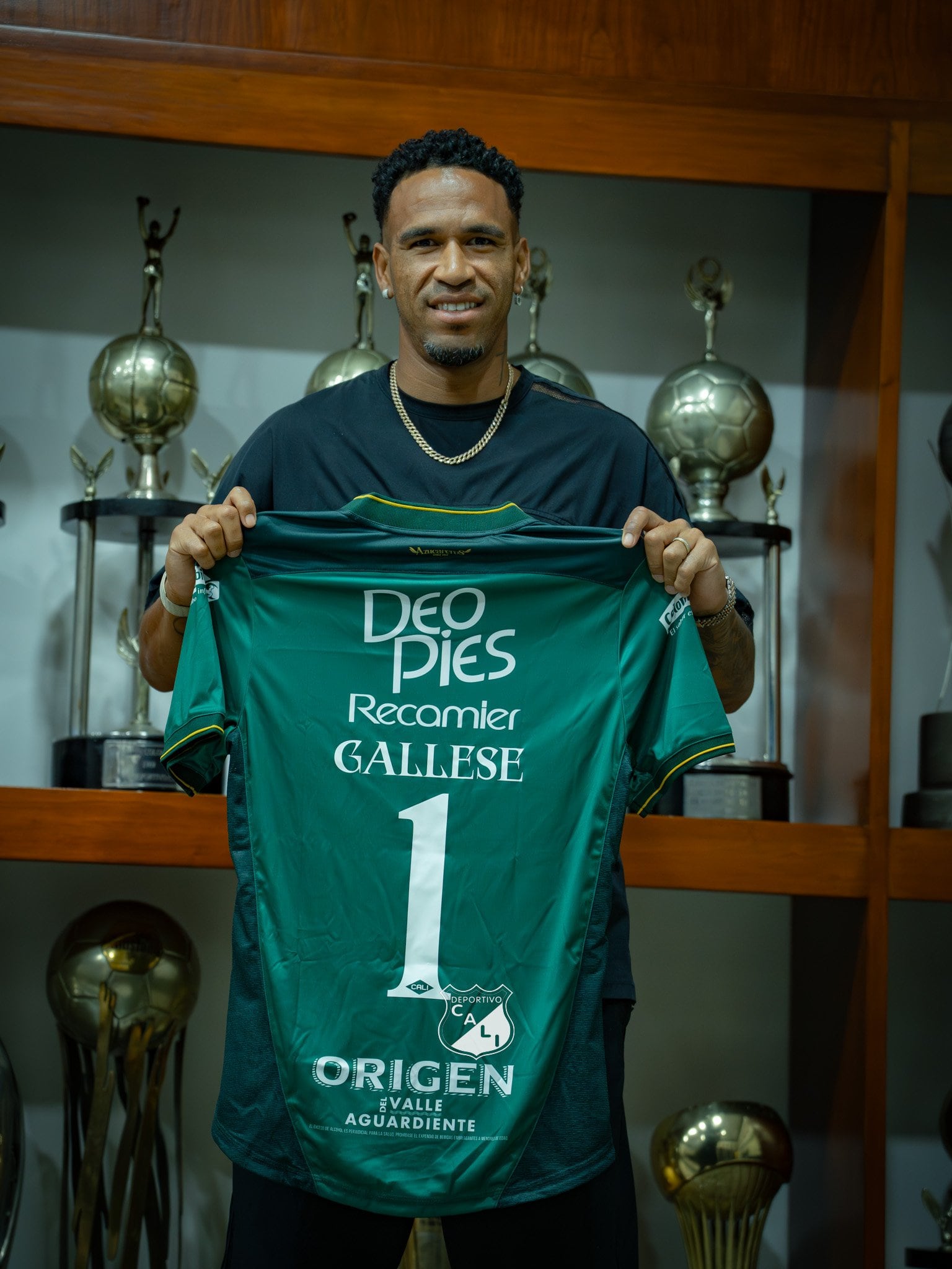 Pedro Gallese fue oficializado como nuevo jugador del Deportivo Cali. (Foto: @DeportivoCaliCP)