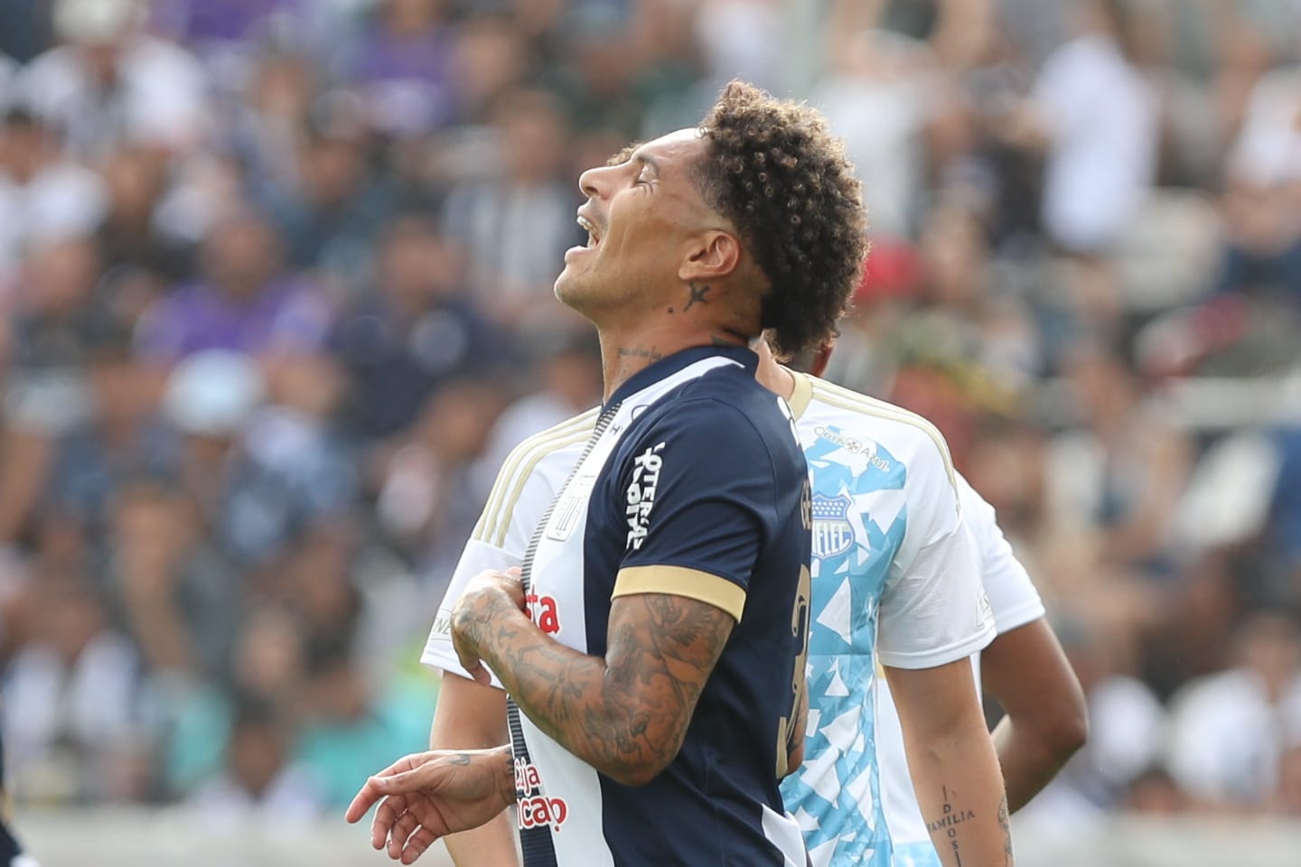 Paolo Guerrero quedó muy cerca de marcar el segundo gol para Alianza. (Foto: GEC)