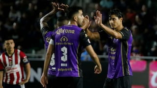 Le ‘pegó' por primera vez: Mazatlán ganó 2-1 y consiguió su primer triunfo ante Chivas en a Liga MX