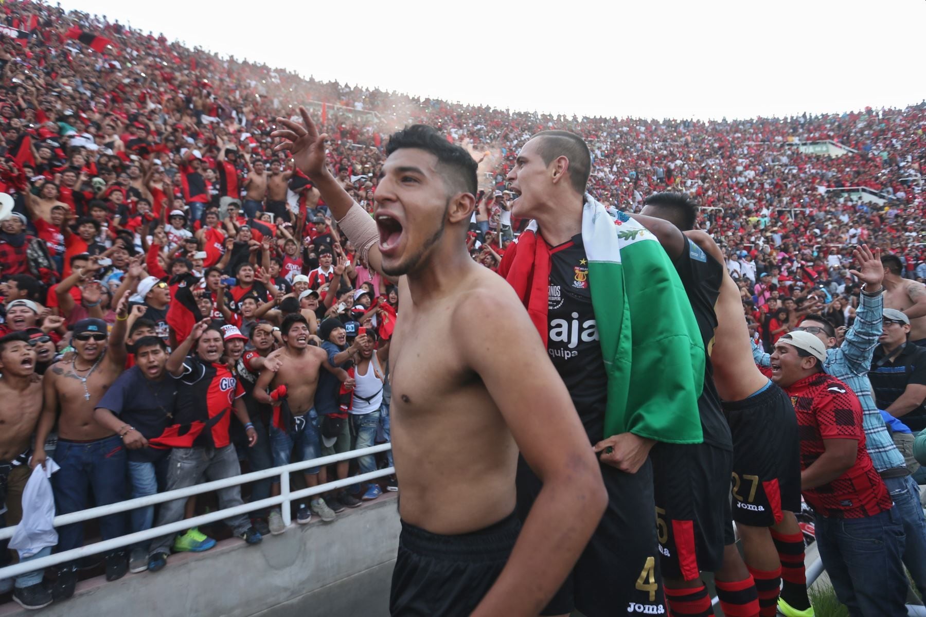 Alexis Arias fue campeón nacional en 2015, bajo la dirección técnica de Juan Reynoso.