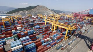 La Organización Mundial del Comercio pronosticó una caída de hasta un 32 % en el comercio global este año por el COVID-19