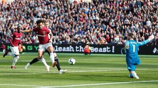 No pudo hacer nada: De Gea sufrió golazo de 'taquito' en el United vs. West Ham [VIDEO]