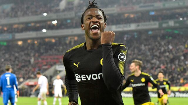 Anotó en su debut con el Borussia Dortmund y hasta FIFA 18 se lo celebra [VIDEO]