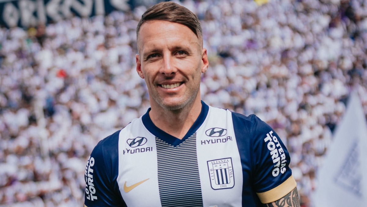 Pablo Lavandeira jugó todo el partido ante Boca Juniors en La Bombonera, fue amonestado y marcó en la tanda de penales. (Foto: Alianza Lima)