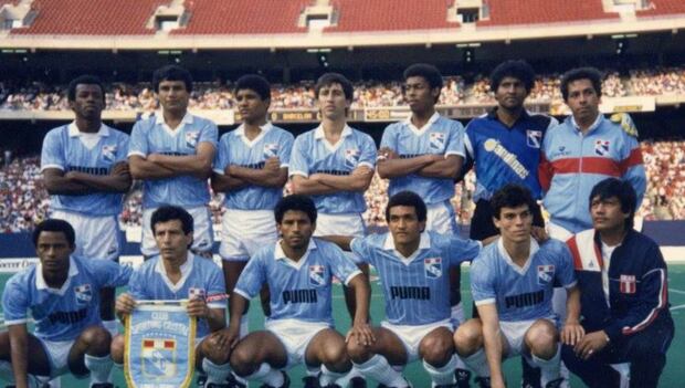 Sporting Cristal y su equipo titular en la Copa Marlboro 1988. (Foto: Difusión)