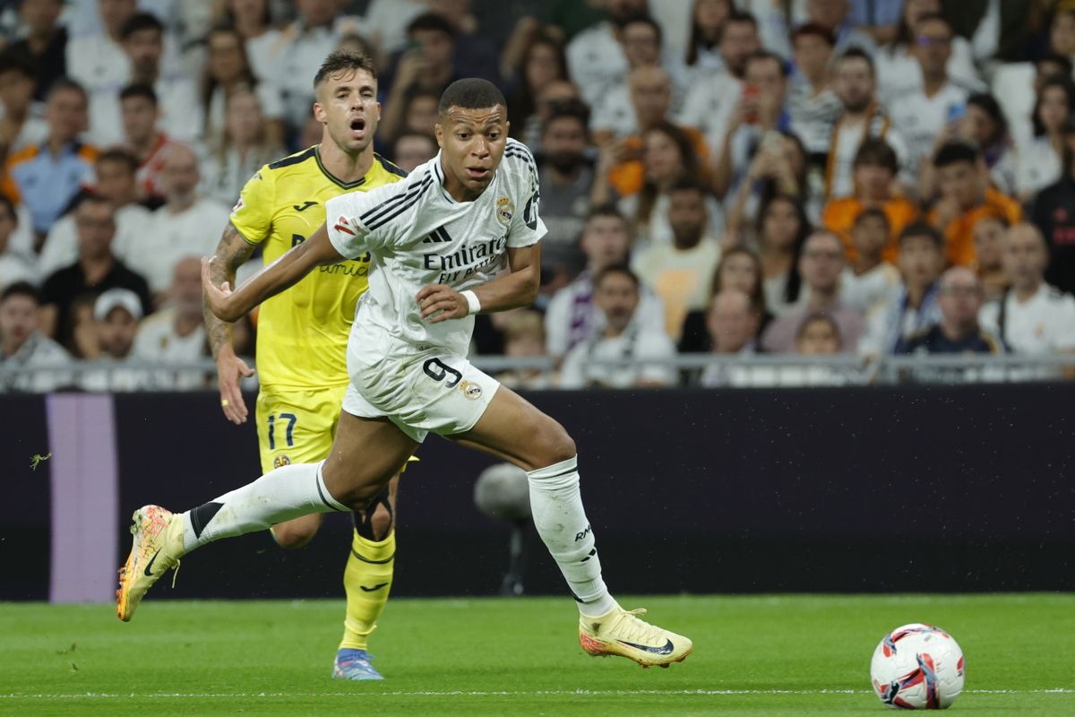 Kylian Mbappé juega su primera temporada en el Real Madrid, al que llegó desde el PSG como agente libre. (Foto: EFE)