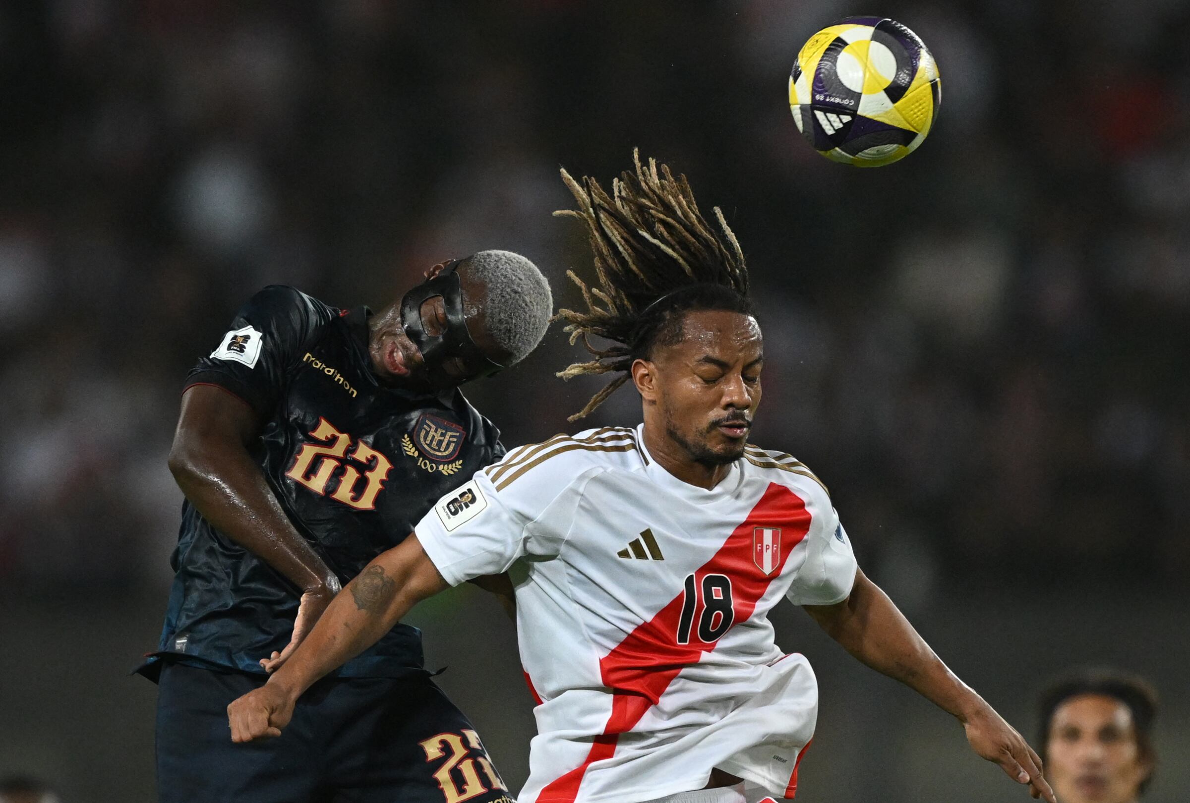 André Carrillo disputó la última fecha doble de Eliminatorias ante Colombia y Ecuador. (Foto: AFP)