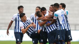 Alianza Lima: jugadores se tomaron una foto y dibujaron a Rinaldo Cruzado para que esté presente