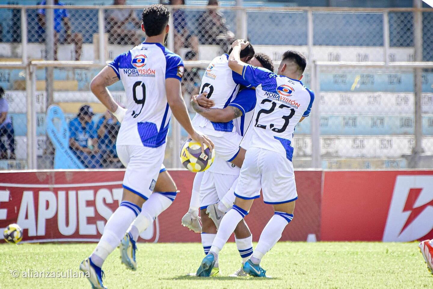 Alianza Atlético de Sullana está obligado a sumar para no complicar el futuro de su técnico Gerardo Ameli.